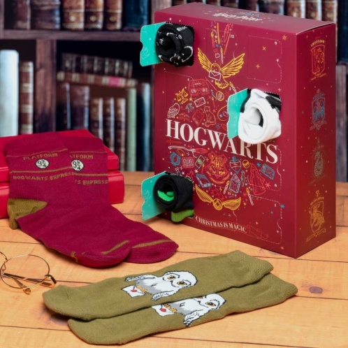 Harry Potter - adventný kalendár plný ponožiek